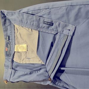 Vineyard Vines chino breaker pant